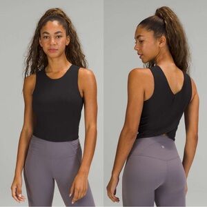 Lululemon BNWT Nulu Twist Back Yoga Tank Top Size 10